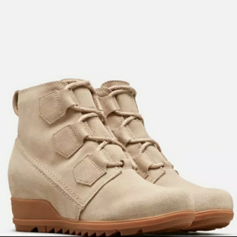 Sorel Evie Lace Booties